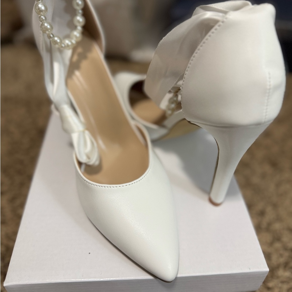 Elegant White Heels with Pearl Detail